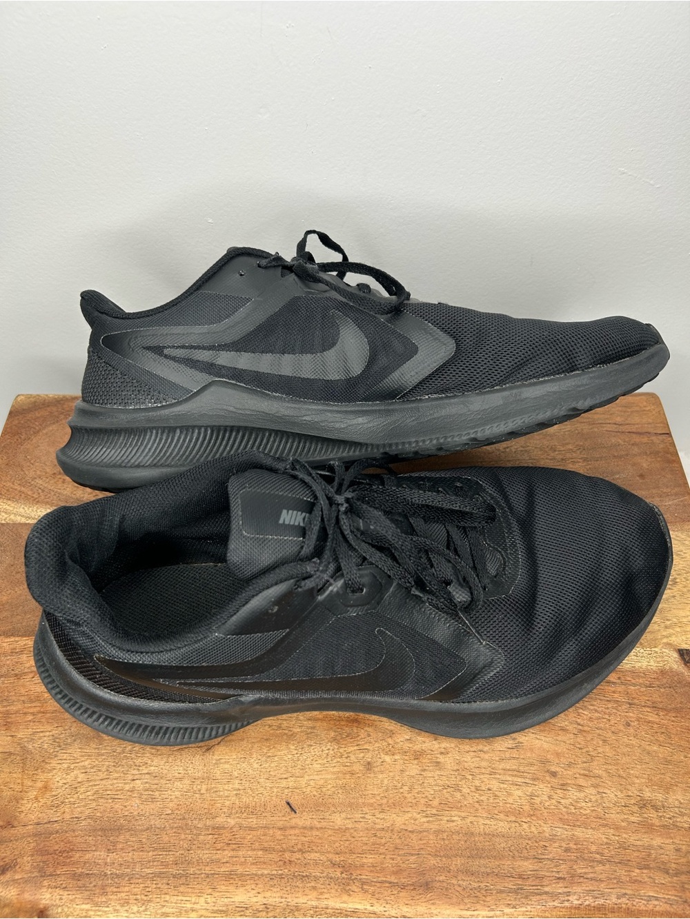 Nike Downshifter Running Sneakers Men’s 10.5 Black